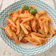 Pasta Mit Veganer Paprikasosse Schnelle Feierabendkuche Rezept Paprikasosse Paprika Sosse
