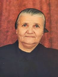 Të dashur bashkatdhetarë të Rethimnos. Ju bëjmë me dije se sot në oret e  para të mëngjesit u nda nga jeta një nënë e mire, Ballkëze Toshkollari e  cila jetonte prej 25