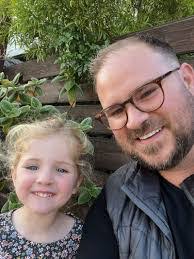 Travis Gruber's Instagram, Twitter & Facebook