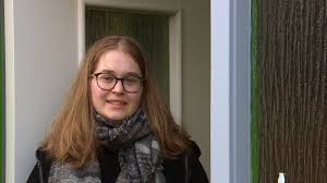 Koorts en pijn na vaccinatie; Wanneer Ben Je Kwetsbaar Genoeg Voor De Eerste Corona Vaccinatie Nieuwsuur