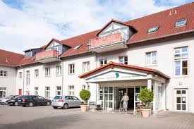 Der bär im großen blauen haus (engl. Alloheim Senioren Residenz Casino Wetzlar