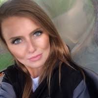 40+ "Ellen" profiles