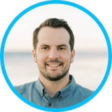 Jacob Below's Instagram, Twitter & Facebook