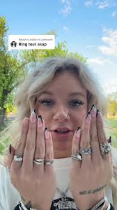 Isabella Rawlings Ring Tour