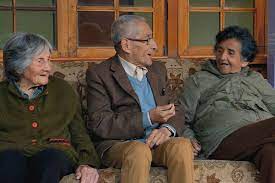 .el equipo del agente topo, producción chilena que figura entre los nominados a mejor documental, comenzó su viaje hacia hoy a mis 87 años parto en mi primer viaje y voy a los ángeles, a representar al agente topo en los premios oscar. El Agente Topo El Misterioso Caso De La Residencia De Ancianos Cine