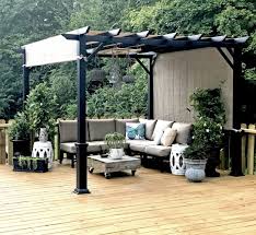 Tips For How To Decorate An Above Ground Pool Deck