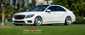 Mūsų automobiliai padarys išskirtinį įspūdį! Renntech Mercedes S550 Gets The Vip Stance And Vossen Wheels Autoevolution