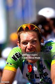 263 photos et images haute résolution de Santiago Botero