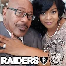 Mamie Grissom's Instagram, Twitter & Facebook