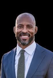 Tyrone Glover's Instagram, Twitter & Facebook