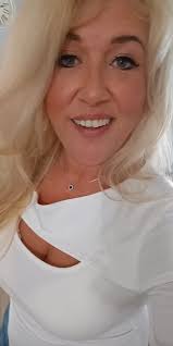 It's time! I don't do dating sites, never have!