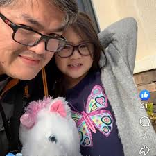 Taylor Swift is quite the “Lover” after gifting truck drivers