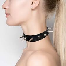 Uzinb Regalo dei monili Choker Signora Leather Girocollo Vintage Bambina  Bambino Rotonda PU Collana Spike Donne degli Uomini : Amazon.it: Moda
