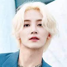 He is a member of the boy group seventeen under vocal team. Jeonghan Seventeen ì •í•œ Updated Jeonghan Seventeen ì •í•œ Facebook