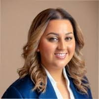 Alexis Gach's Instagram, Twitter & Facebook