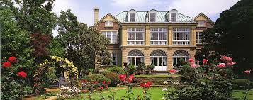 The new zhijiang army is a term used by observers to represent political figures in the communist party of china who held important provincial and local posts during xi jinping's term as communist party secretary of zhejiang province. é³©å±±ä¼šé¤¨