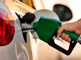 Nos últimos períodos, o consumidor tem sentido um aumento significativo dos preços do etanol hidratado nas bombas dos postos de combustíveis. Preco Da Gasolina E Do Diesel Vendido Nas Refinarias Aumenta 19 06 2020 Uol Economia