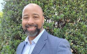 Mark Stapp's Instagram, Twitter & Facebook