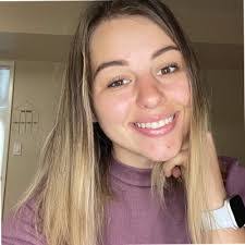 Danielle Miskell's Instagram, Twitter & Facebook