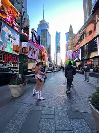 Bryant Park Your Ultimate Holiday In Nyc Adventure Peter Pan Bus Lines