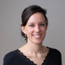 Lisa Handel's Instagram, Twitter & Facebook