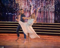 From the bachelorette to dancing with the stars, kaitlyn bristowe has had some experience in the world of reality tv. Kaitlyn Bristowe Dedicated Dwts Performance To Late Best Friend Lindsay Who Died In A Car Accident Aktuelle Boulevard Nachrichten Und Fotogalerien Zu Stars Sternchen