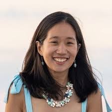 Lisa Lovallo's Instagram, Twitter & Facebook