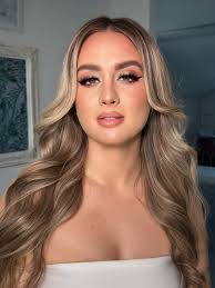 hello brides! if you are planning your wedding in October