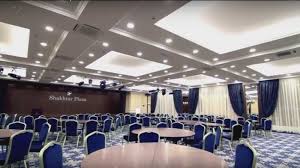 15, донецк 727 м от центра. Konferenc Zaly Gostinicy Shahtar Plaza V Donecke O Kompanii