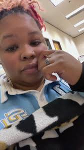 Cap destroyed no water wasted and no cracks in the bottle S/O @Voss Water!  I have a dozen+ more bottles at the house I’ll replace the top when I get  home 🥰 but get y’all some Voss Still water