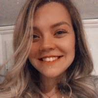 Sarah Doane's Instagram, Twitter & Facebook