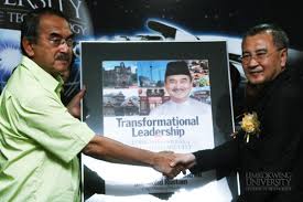 Chief minister datuk seri idris haron said the rm40 billion melaka gateway mixed development project on 246ha of land comprised hotels, malls, restaurants, theme parks, museum, recreational and sports centres. Chief Minister Of Melaka Visits Limkokwing Melaka Limkokwing University Of Creative Technology