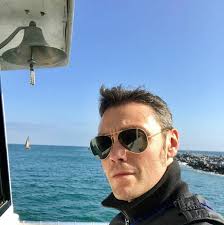 In 2016, tiziano ferro released his sixth studio album, il mestiere della vita. The Best Tzn Tiziano Ferro Official Home Facebook