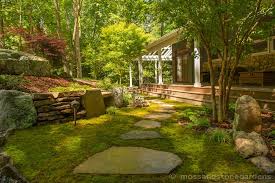 Can be purchased at home depot in large bags), 5 gallons of mulch, 5 gallons of compost, 3 gallons of pumus or perlite, 2 gallons of peat moss. Mosses Front Yard Garden Design Japanese Garden Design Garden Design
