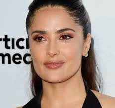Get the Look: Salma Hayek's Gorgeous Pink Eyeshadow