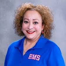 Ofelia Abrego's Instagram, Twitter & Facebook