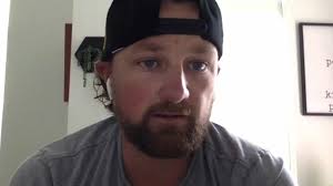 Kirby Yates signs with Blue Jays