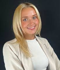 Megan Swing's Instagram, Twitter & Facebook