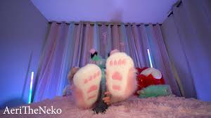 Paw Job ;3 | AeriTheNeko | Soft And Fluffy UwU | Who wants me to play with  them next 😘