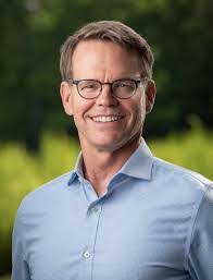 Shelene Bryan's Instagram, Twitter & Facebook