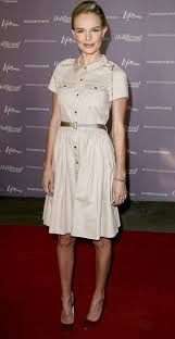 Rendered In Classic Khaki Kate Bosworth S Mulberry Shirtdress Combined A Buttoned Up Bodice With A Dresses For Work Workwear Chic Short Dresses Casual Summer