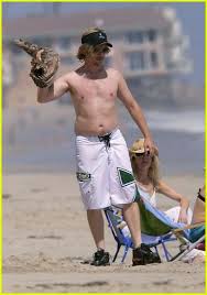 He was a cast member on saturday night live in the 19. David Spade 2021 Dating Net Worth Tattoos Smoking Body Facts Taddlr