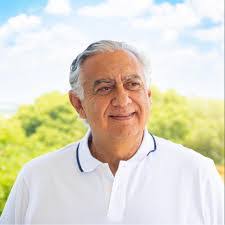 Anita Amendola's Instagram, Twitter & Facebook