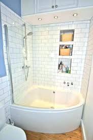 Japanese Soaking Tub Shower Combo Soaking Tub Shower Combo Tub And Shower Combo Bathroom Tub Shower Combo Tiny House Bathroom Corner Tub Shower Combo