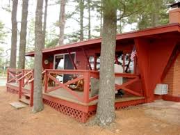 The kitchen was totally remodeled in 2018 and the carpet and tile in the lower level was just replaced! Wisconsin Cabin Rentals Wisconsin Dells Cabins Cottages Wisdells