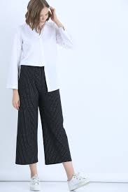 Kadin Gomlek Beyaz Gomlek Ve Kot Gomlek Modelleri Tozlu Com Kot Gomlek Moda Gomlek