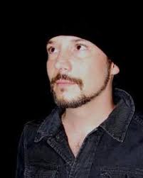 V roce 2003 pak přišlo na řadu album nestihl jsem říct a o další rok později brány kouzel. Bohus Matus Show Bussiness Text Na Supermusic