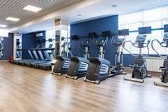 Resultado de imagem para smart fit é uma low cost