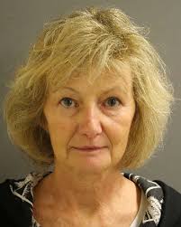 Charge Dropped Against Mom Who Fled With Children 31 Years Ago