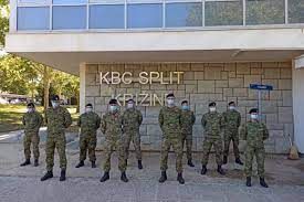 We had our regular session today, and i can state with satisfaction that all members have been vaccinated. Hrvatska Vojska Postavila Satore Alaska I Lezajeve Ispred Kbc Split Krizine Morh